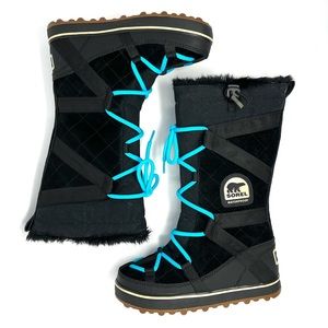Sorel Black and Blue Winter Boots